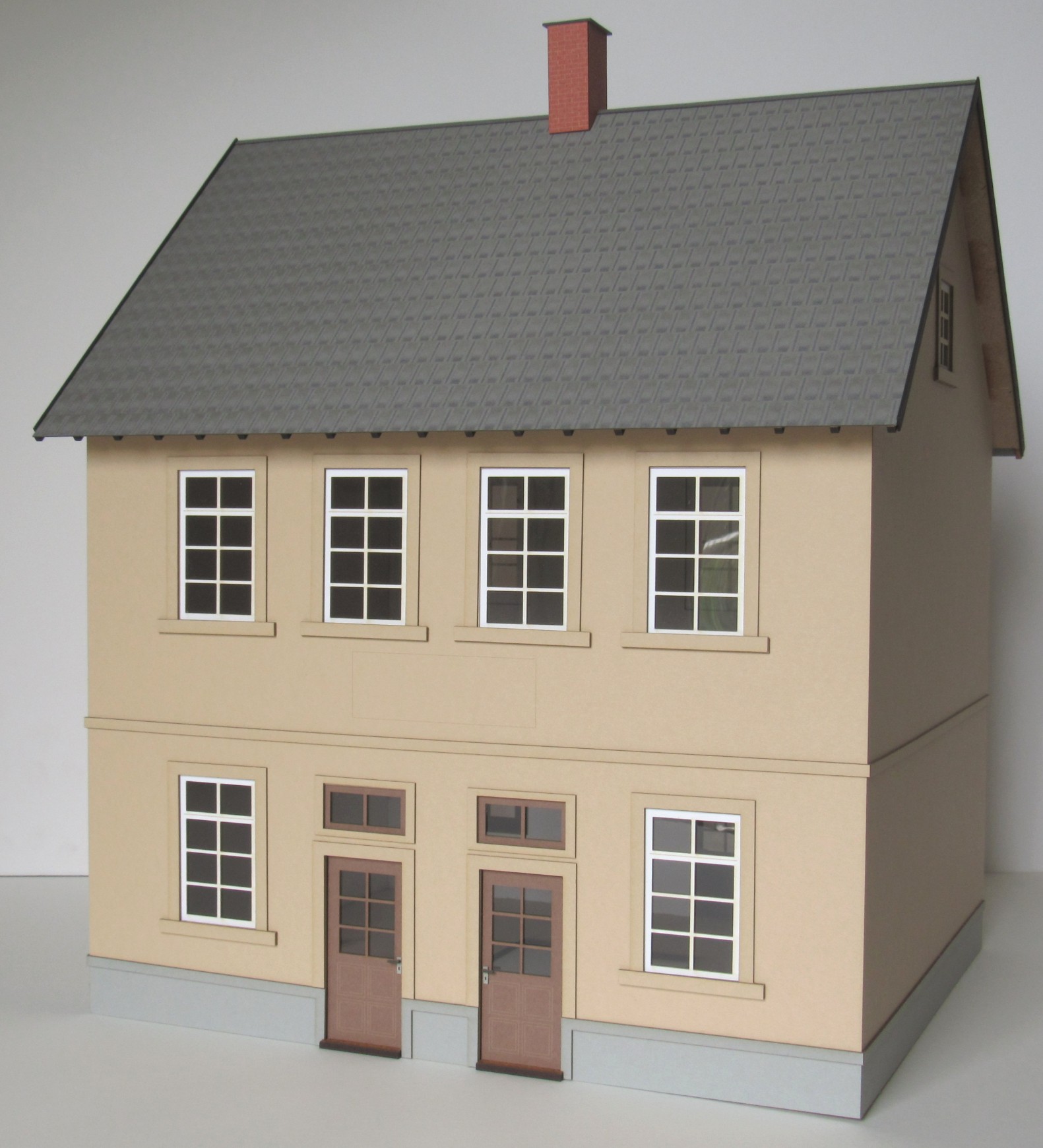 FALLER 232178 Stadthaus Mit Durchfahrt - Modellbau Gebäude Für N Spur